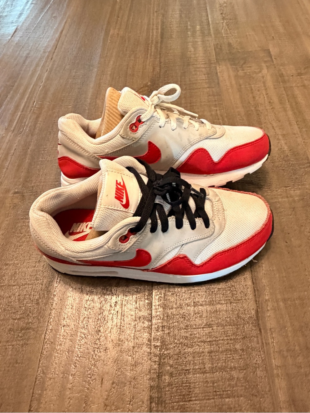 Nike Air Max 1 Grey / Sport Red 2023 Size 6.5Y DZ3307-003 Big Kids Youth Unisex